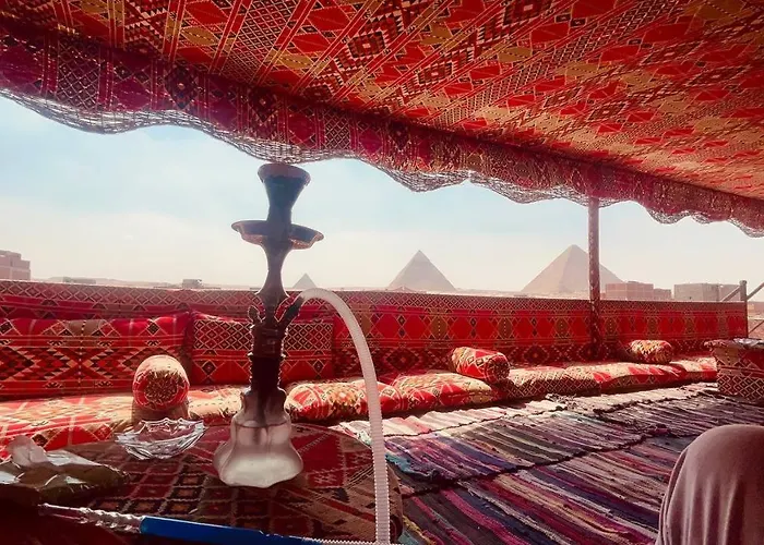 Majestic View Pyramids Inn